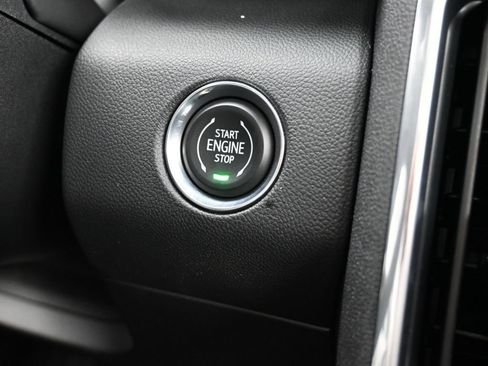 New 2026 GMC Acadia Denali w/ Super Cruise Package AWD/4WD image 15