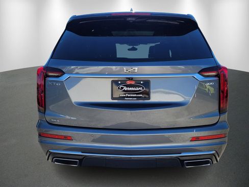 Used 2022 Cadillac XT6 Premium Luxury w/ Platinum Package image 6