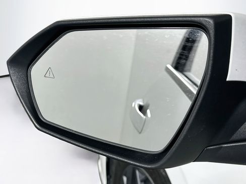 Used 2024 Hyundai Elantra SEL FWD image 16
