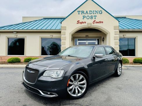 Used 2018 Chrysler 300 Limited w/ Safetytec Plus Group image 22