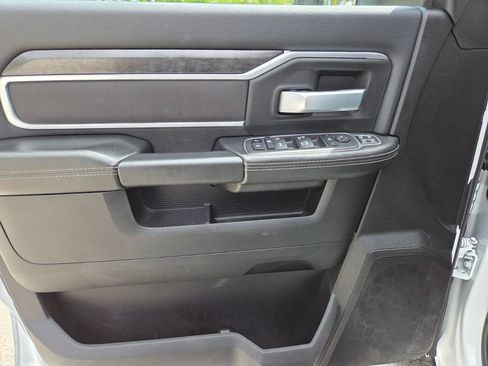 Used 2024 RAM 3500 Big Horn AWD/4WD image 24