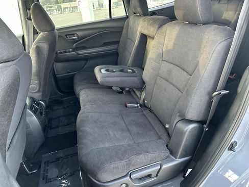 Certified 2022 Honda Pilot Sport image 25