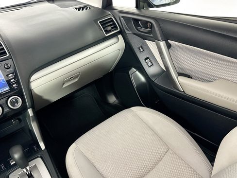 Used 2018 Subaru Forester 2.5i Premium w/ All-Weather Package AWD/4WD image 29