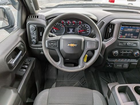 Used 2022 Chevrolet Silverado 1500 Custom image 19