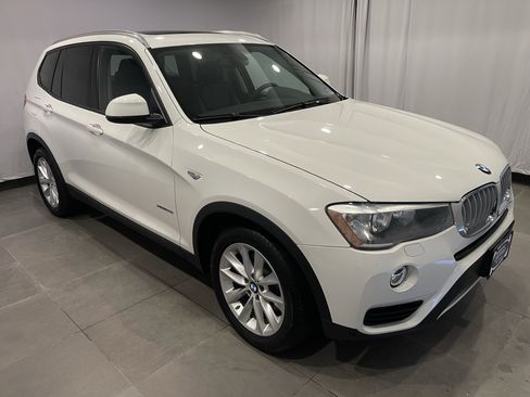 Used 2016 BMW X3 xDrive28i AWD/4WD image 3