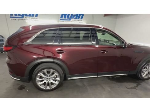 Used 2024 MAZDA CX-90 3.3 Turbo w/ Premium Package AWD/4WD image 9