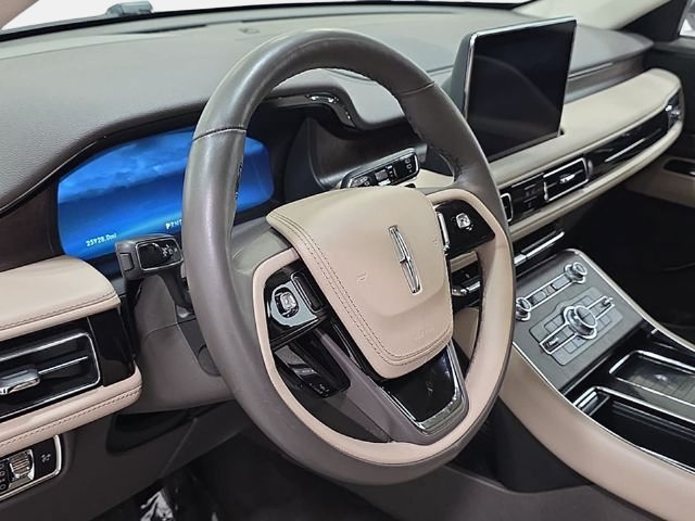 Certified 2023 Lincoln Aviator Reserve w/ Elements Package Plus AWD/4WD image 12
