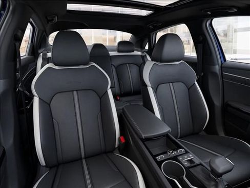 New 2026 Kia K5 GT-Line w/ GT-Line Premium Package AWD/4WD image 15