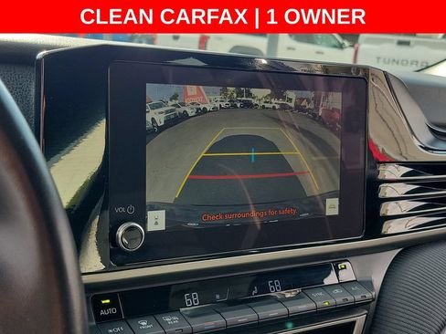 Used 2025 Toyota Camry SE FWD image 29