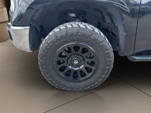 Used 2019 Toyota Tundra SR5 image 60