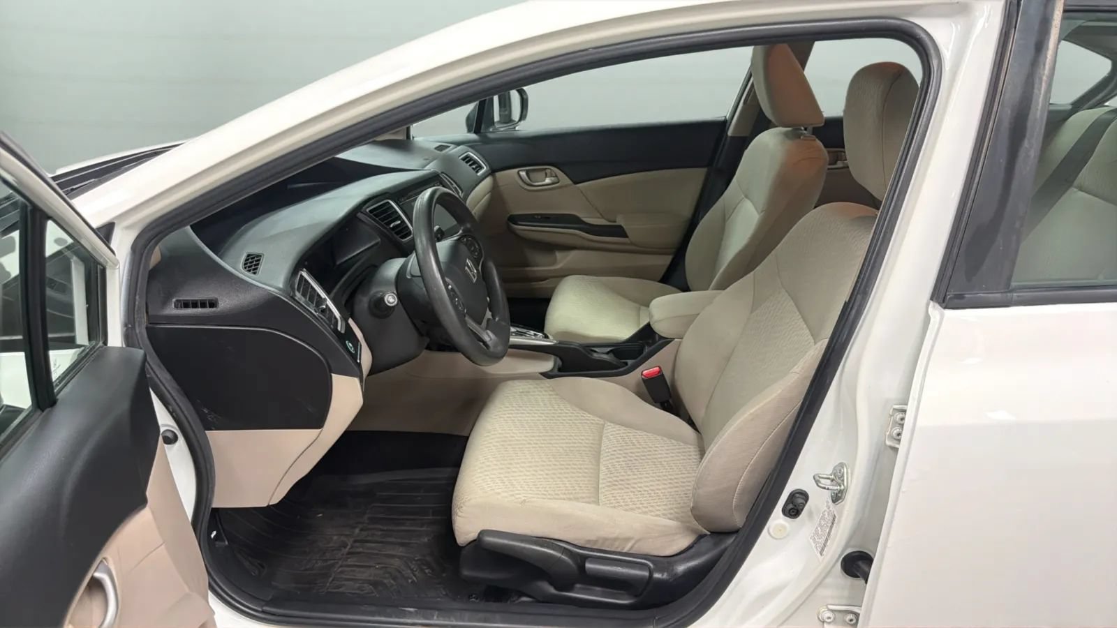 Used 2015 Honda Civic SE image 18