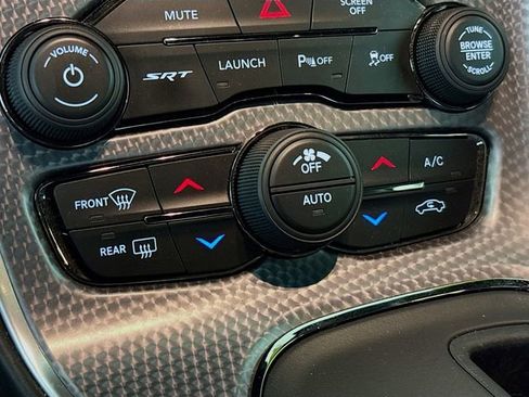 Used 2019 Dodge Challenger SRT Hellcat Redeye image 19