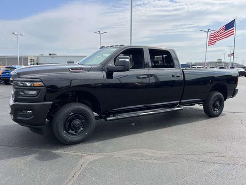 New 2026 RAM 2500 Tradesman AWD/4WD image 3