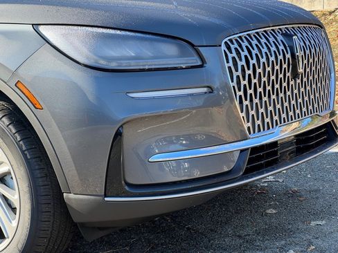 New 2026 Lincoln Corsair Premiere image 2