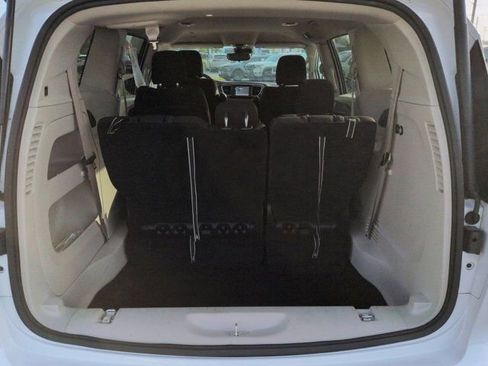 Used 2023 Chrysler Voyager LX FWD image 13