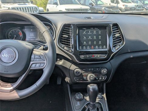 Used 2021 Jeep Cherokee Limited AWD/4WD image 15