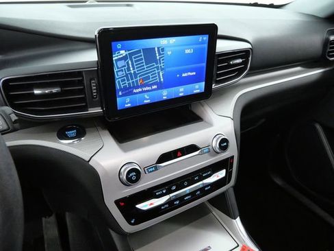 Certified 2023 Ford Explorer XLT w/ Equipment Group 202A AWD/4WD image 19