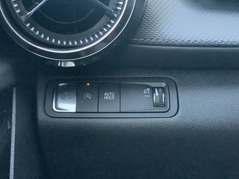 Certified 2026 Chevrolet Equinox LT FWD image 15