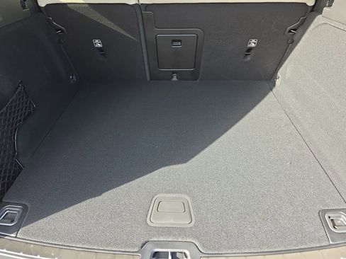 New 2026 Volvo XC60 B5 Ultra w/ Protection Package Premier image 20