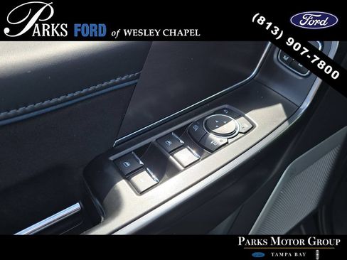Used 2024 Ford F150 Platinum w/ FX4 Off-Road Package AWD/4WD image 16