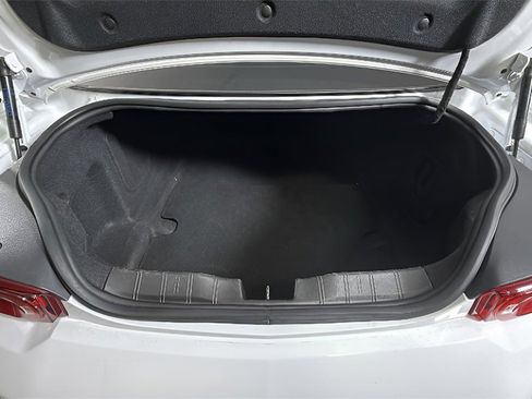 Used 2022 Chevrolet Camaro LT image 26