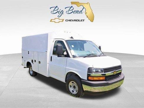 New 2025 Chevrolet Express 3500 w/ Power Convenience Package RWD image 1