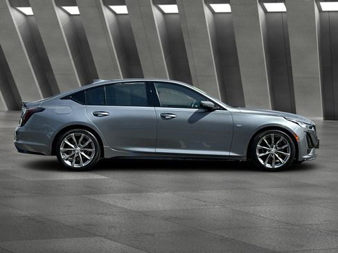 Used 2020 Cadillac CT5 Sport RWD image 3