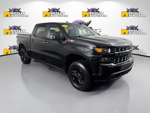 Used 2021 Chevrolet Silverado 1500 Custom Trail Boss AWD/4WD image 3