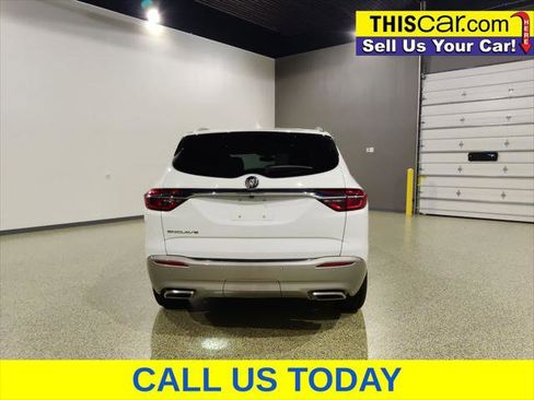 Used 2020 Buick Enclave Essence FWD image 7
