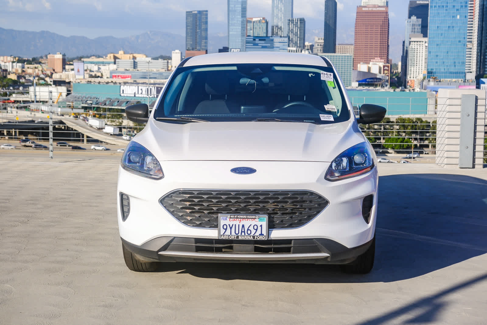 Used 2022 Ford Escape SE AWD/4WD image 2