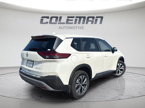 Used 2023 Nissan Rogue SV AWD/4WD image 5