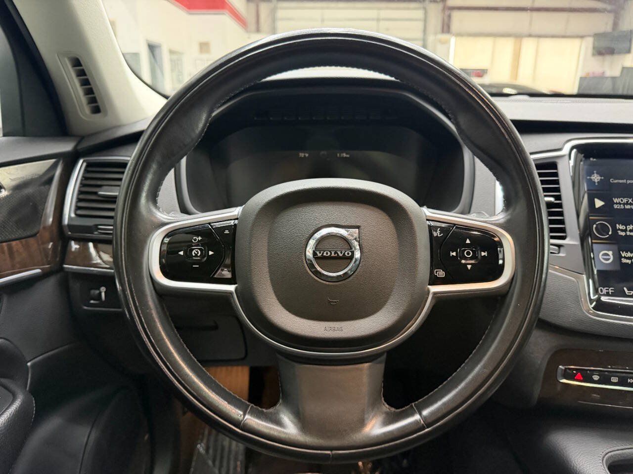 Used 2019 Volvo XC90 T6 Momentum AWD/4WD image 23