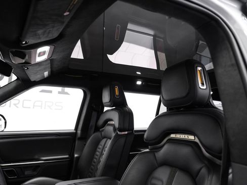 Used 2024 Rivian R1S Adventure AWD/4WD image 5