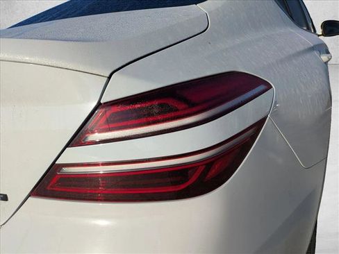 Used 2023 Genesis G70 3.3T w/ Sport Advanced Package image 17