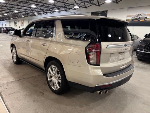 Used 2021 Chevrolet Tahoe High Country AWD/4WD image 3