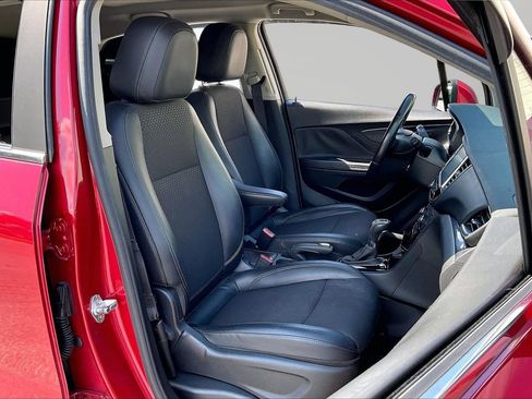 Used 2019 Buick Encore Preferred w/ Safety Package FWD image 22