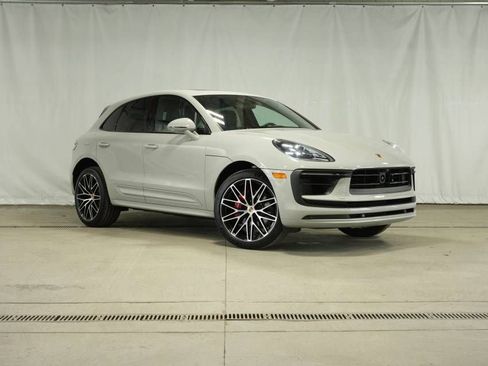 New 2026 Porsche Macan S image 9