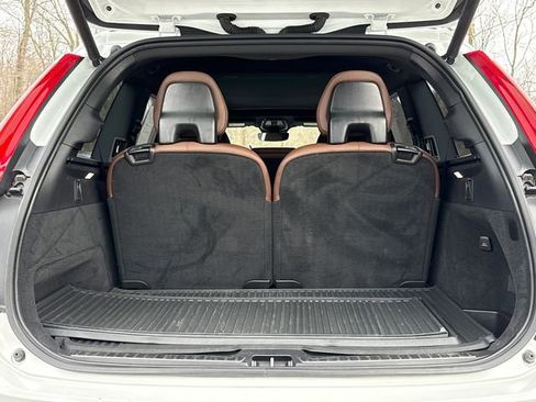 Certified 2023 Volvo XC90 B5 Plus w/ Protection Package image 27