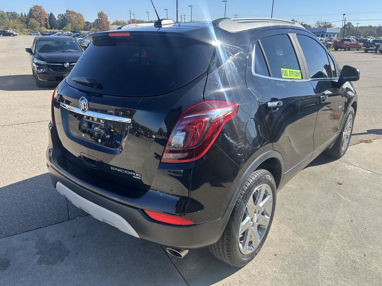Used 2019 Buick Encore Essence w/ Experience Buick Package AWD/4WD image 5