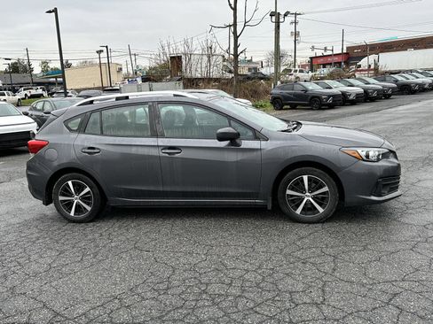 Used 2021 Subaru Impreza Premium image 9