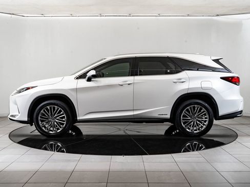 Used 2022 Lexus RX 450hL Luxury w/ Cold Area Package (CT) image 5