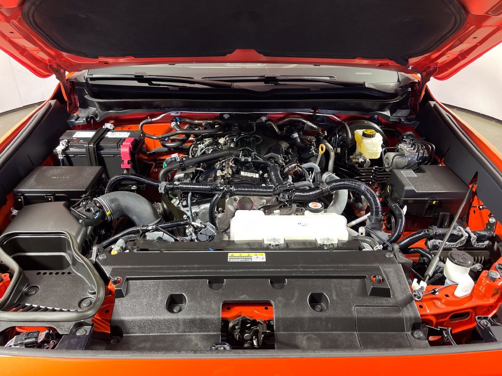 Certified 2024 Toyota Tacoma TRD Sport w/ TRD Sport Premium Package AWD/4WD image 9