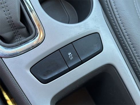 Used 2016 Chevrolet Cruze LS image 22