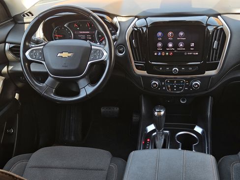 Used 2020 Chevrolet Traverse LT FWD image 20