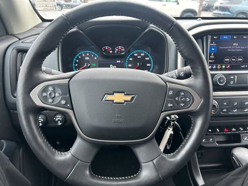 Used 2022 Chevrolet Colorado Z71 AWD/4WD image 14