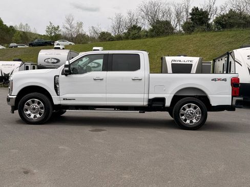 Used 2024 Ford F250 Lariat w/ Chrome Package AWD/4WD image 8