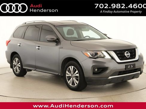 Used 2020 Nissan Pathfinder S FWD image 1