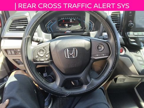 Used 2022 Honda Odyssey EX image 13