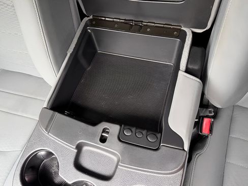 Used 2017 RAM 1500 ST w/ SXT Appearance Group image 42