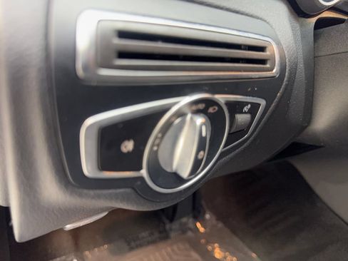 Used 2019 Mercedes-Benz C 300 Sedan image 52